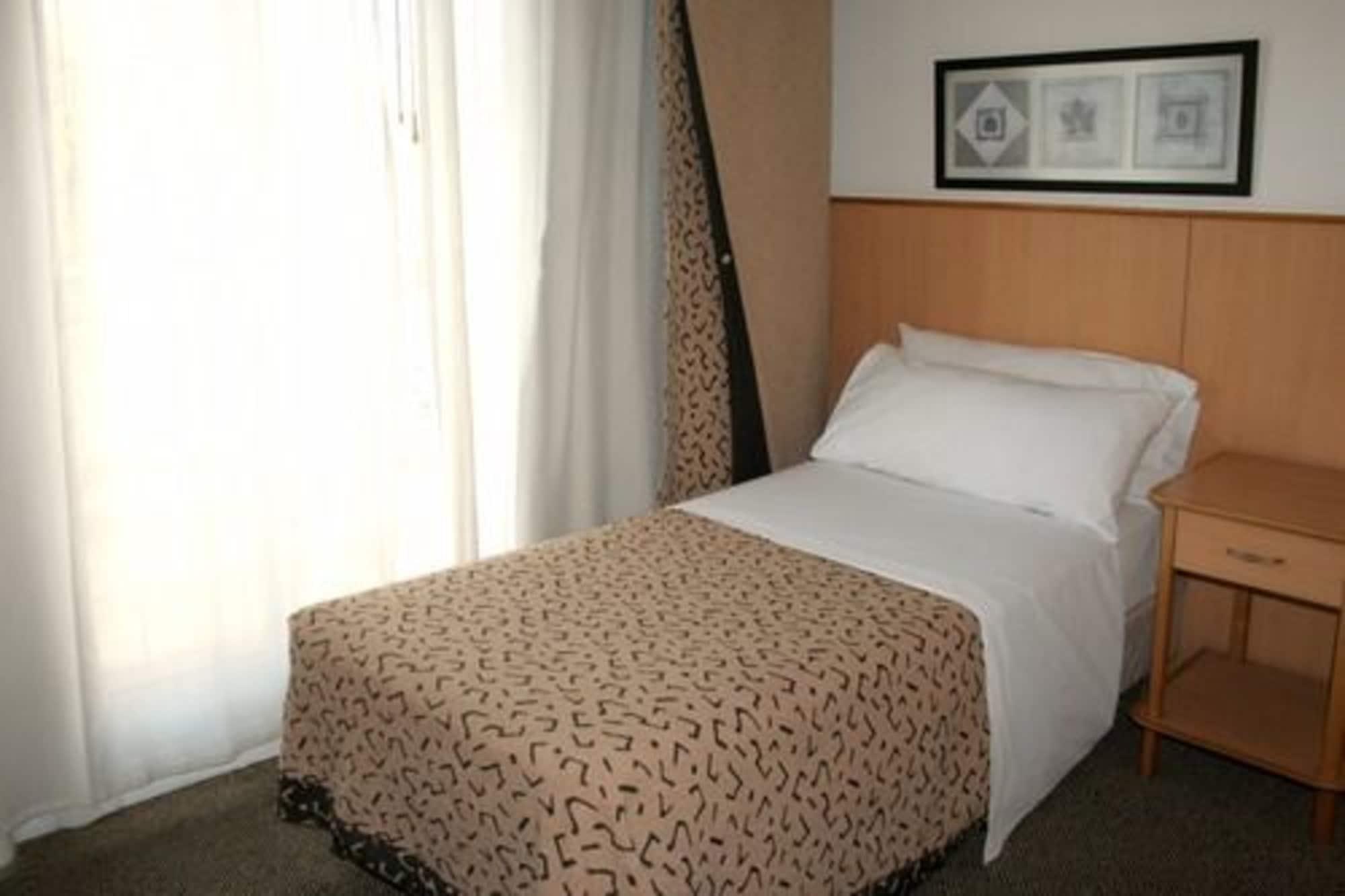 Urbana Suites Мендоса Екстер'єр фото