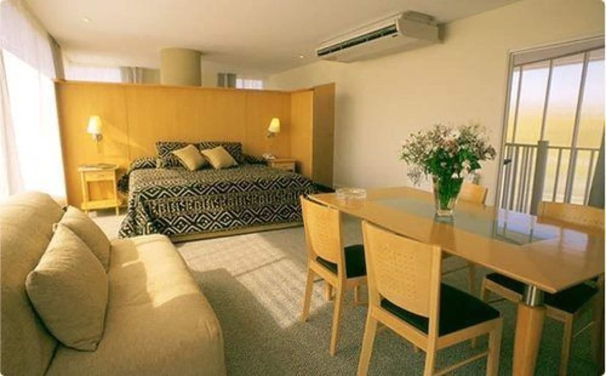 Urbana Suites Мендоса Екстер'єр фото