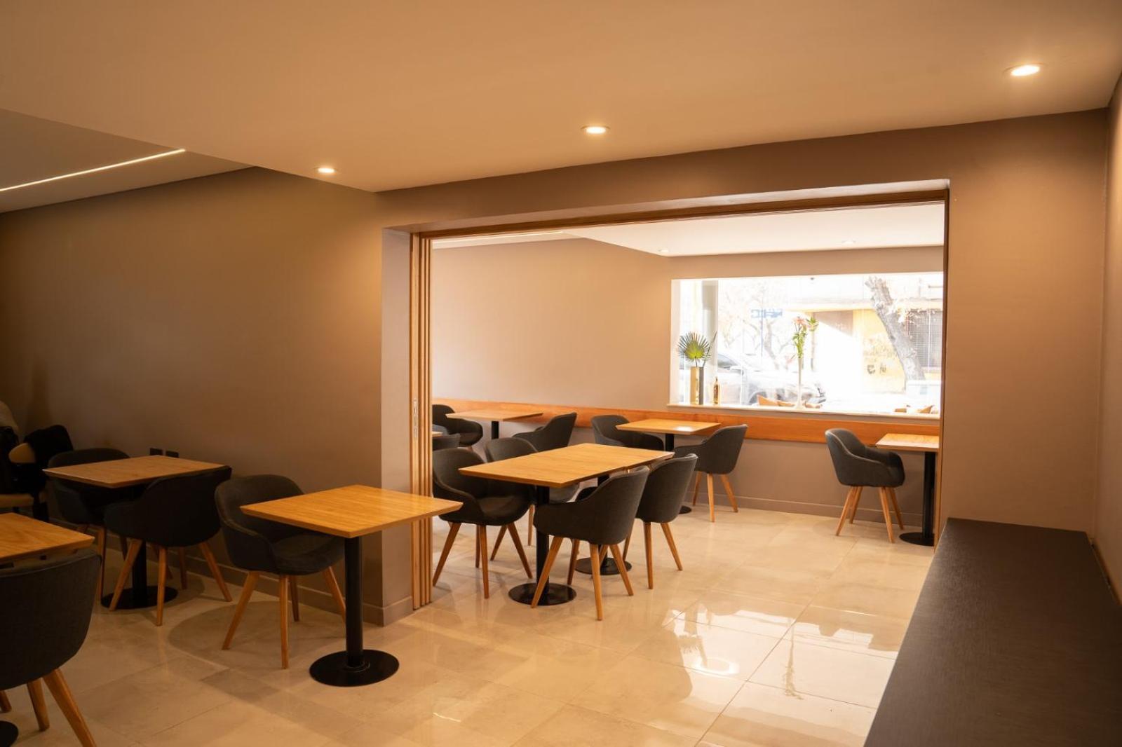 Urbana Suites Мендоса Екстер'єр фото