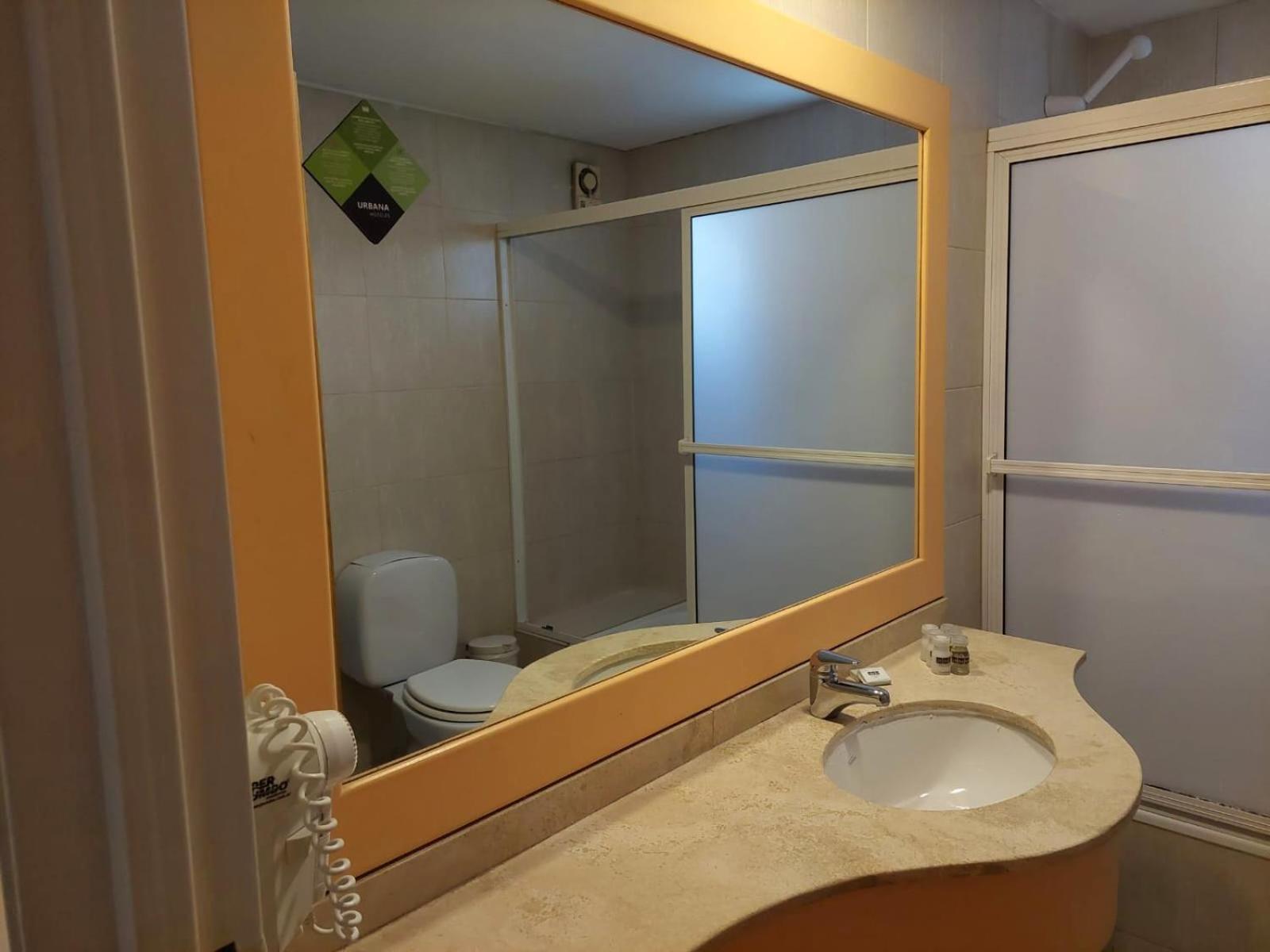 Urbana Suites Мендоса Екстер'єр фото
