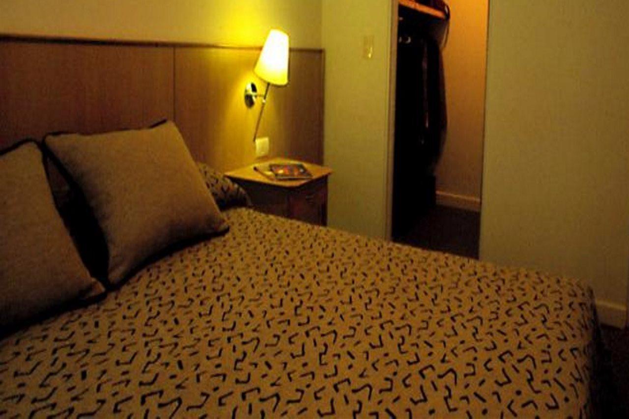 Urbana Suites Мендоса Екстер'єр фото