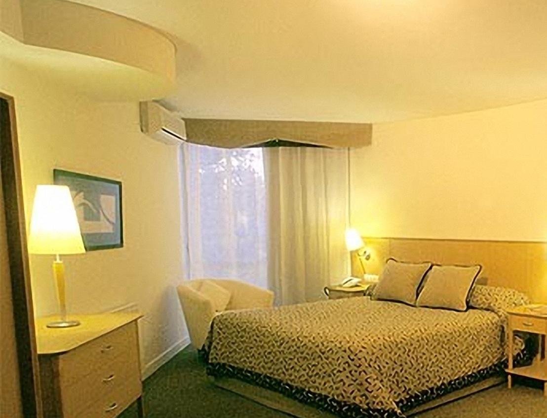 Urbana Suites Мендоса Екстер'єр фото