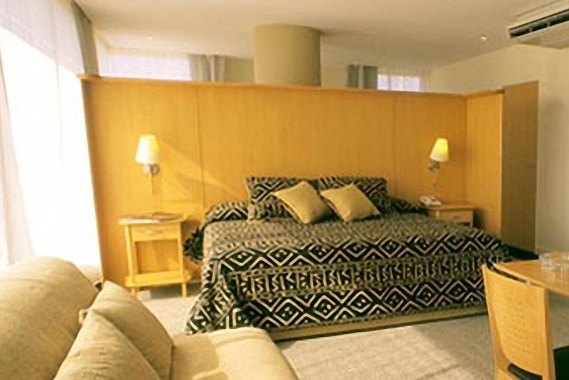Urbana Suites Мендоса Екстер'єр фото