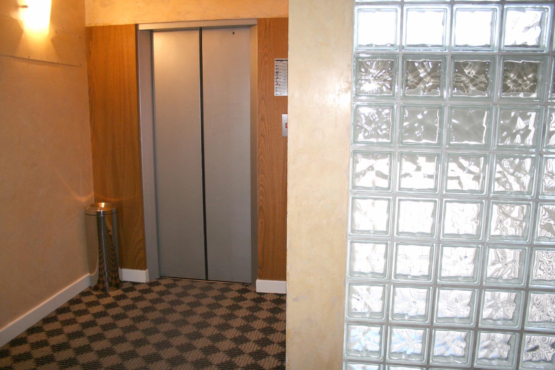 Urbana Suites Мендоса Екстер'єр фото
